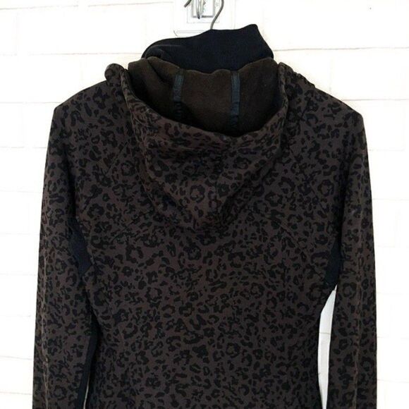 2 for $30 ATHLETA Triumph Black Leopard Print Hoodie - Picture 8 of 13